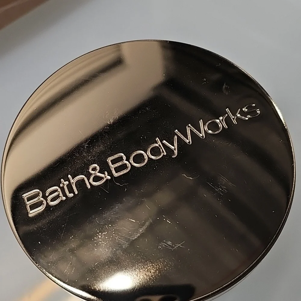 Bath & Body Works Scented Candle - Calypso Clementine - NIB - Picture 2 of 4